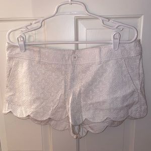 White eyelet Lilly Pulitzer shorts!